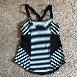 Lululemon work it out tank s6.   Black/mint stripe
